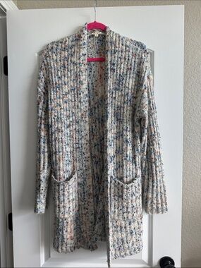 Hem & Thread Cream Speckled Open-Front Cardigan with Blue and Rust Accents